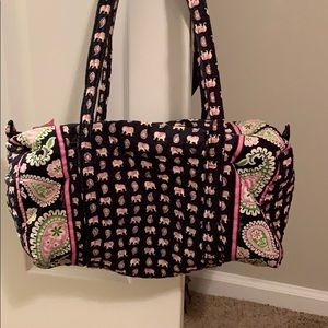 Vera Bradley small duffle in Pink Elephants